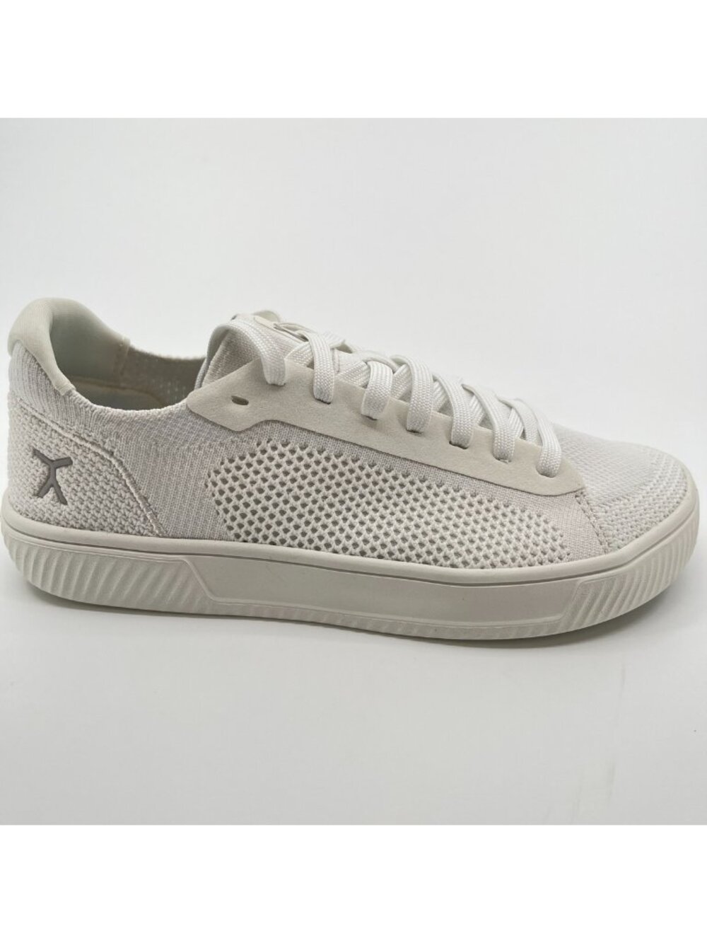 Flux Footwear Adapt Trainer White Womens Size 8.5 Mens 7 Athletic Shoes Sneakers